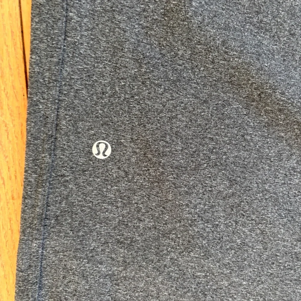 Lululemon‎ Kung Fu Pants Medium Mens Charcoal Gray Gorpcore Sweatpant Tech
